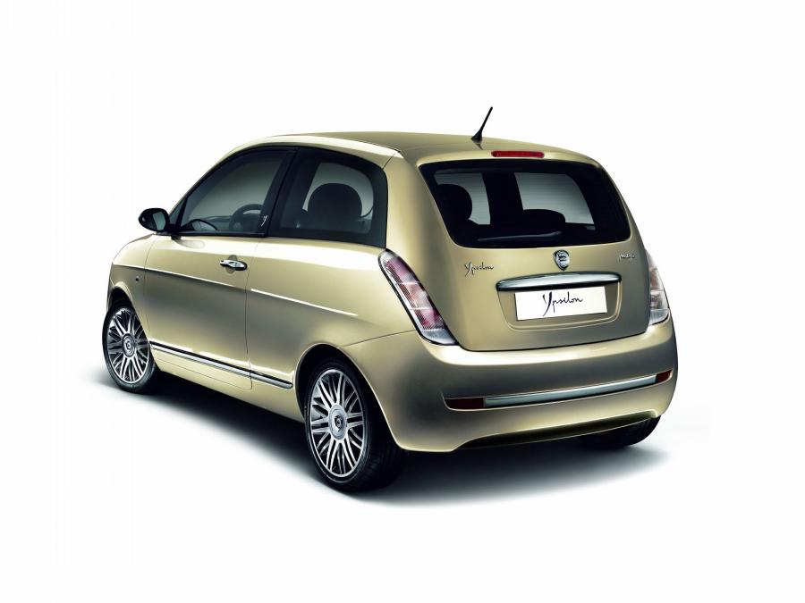 Lancia Ypsilon 2007 года  (фото 40 из 49)